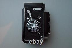 Minolta Autocord TLR Medium Format Camera with 75mm f/3.5 Rokkor Lens and case