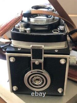 Rollieflex TLR 3.5 with lots of extras ex condition