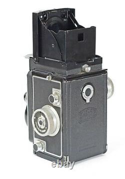 TLR Zeiss Ikon Ikoflex Favorit 887/16 6x6 with Case No. 1233840