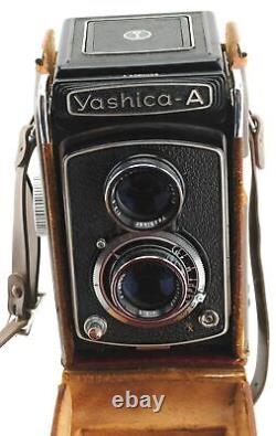 Vintage 1950's Yashica A Medium Format Film Camera TLR 80mm with Matching Case