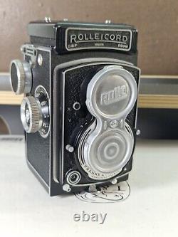 Vintage Rolleicord V with accessories