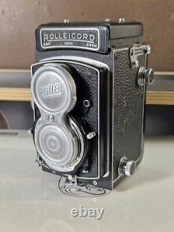 Vintage Rolleicord V with accessories