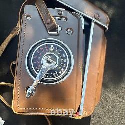 Vintage Yashica-Mat LM TLR Medium Format Film Camera With 80mm 3.2 Lens 120mm Film