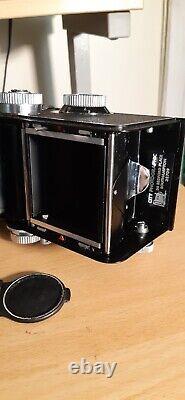 Yashica 635 TLR + Extras (Excellent)