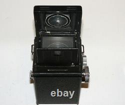 Yashica-D TLR Lens Medium Format Camera Yashikor 80 mm 3.5 WORKS EXCELLENT