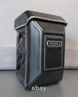 Yashica Mat 124G 6x6 TLR 120mm Film Camera With Yashinon 80mm F3.5 with case