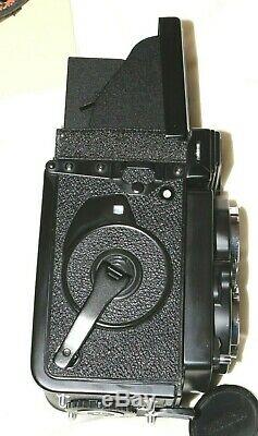 Yashica Mat 124G TLR 6x6 Camera MINT Condition Box, Case & Cap Included