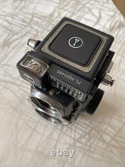 Yashica44 TLR like Rollei baby