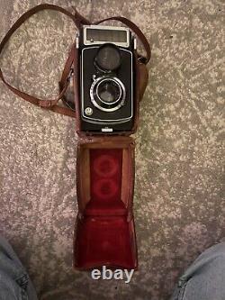 Yashicaflex S Medium Format Camera With Leather Case + strap. Copal 80mm F3.5
